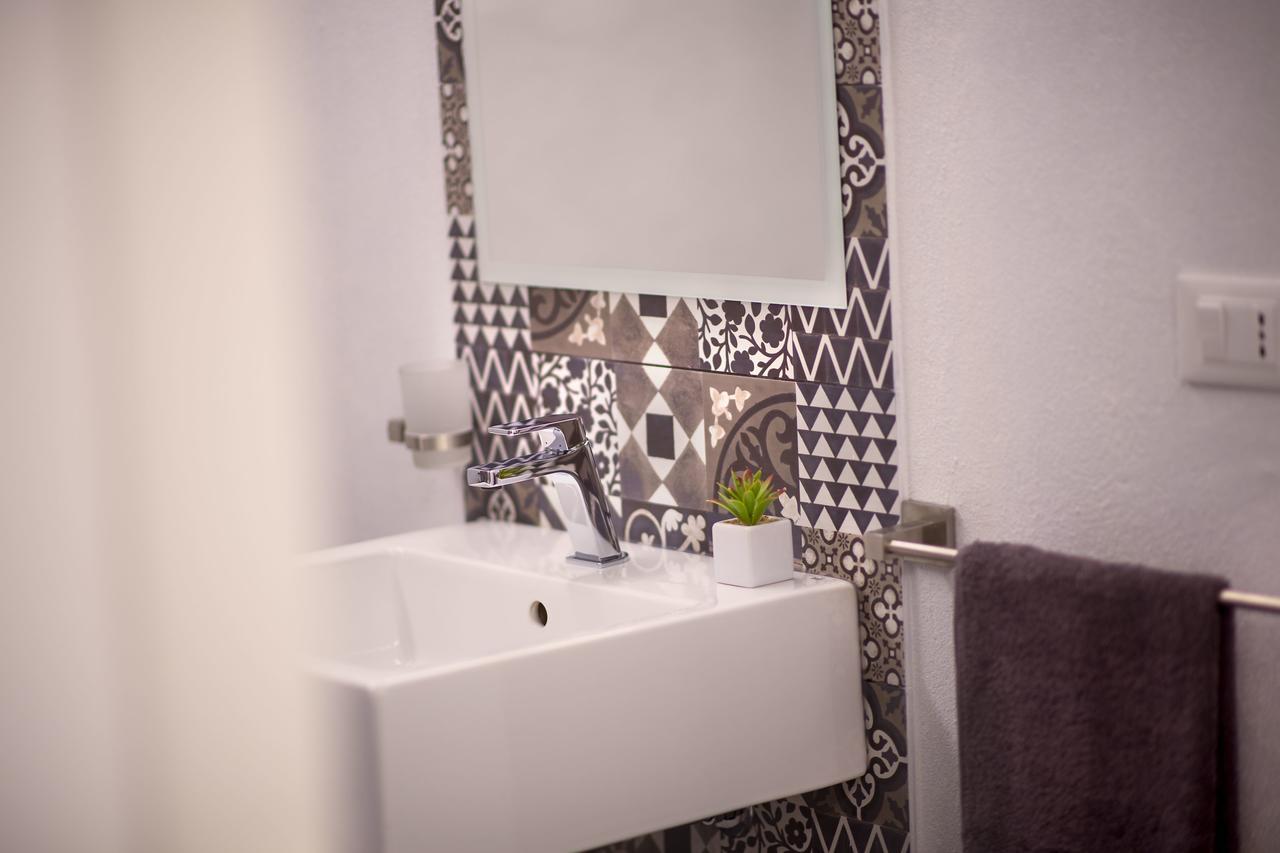 Bianca Dimora Bed & Breakfast Cagliari Ngoại thất bức ảnh